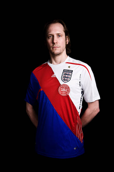 Heraldy Example: ENGLAND, DENMARK & FRANCE
TIERCED PER BEND