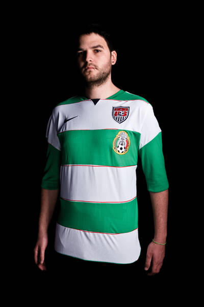 Heraldy Example: Test description