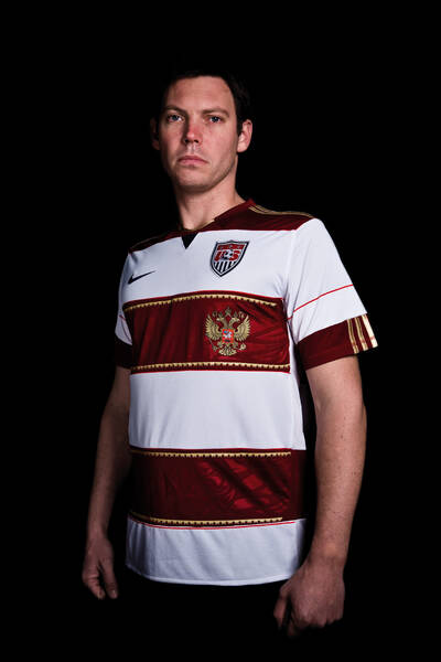 Heraldy Example: Test description