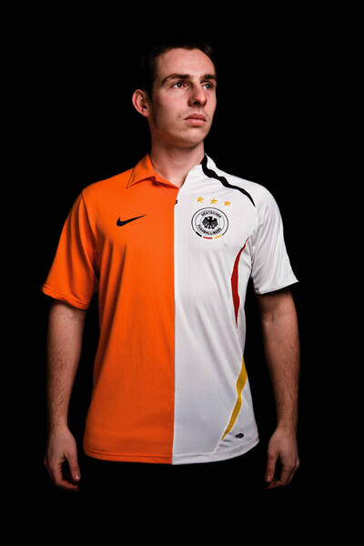 Heraldy Example: Test description