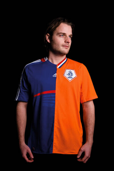 Heraldy Example: Test description