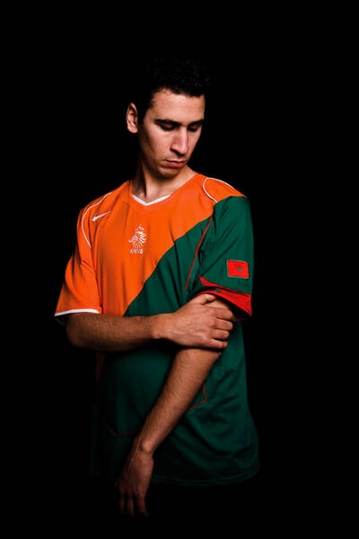 Heraldy Example: Test description