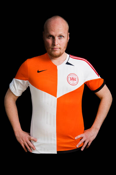 Heraldy Example: Test description