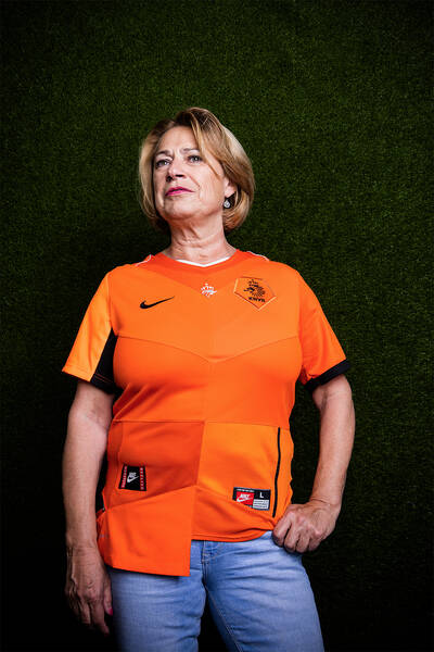 Project Photo: 11 orange shirts of 11 orange shirts