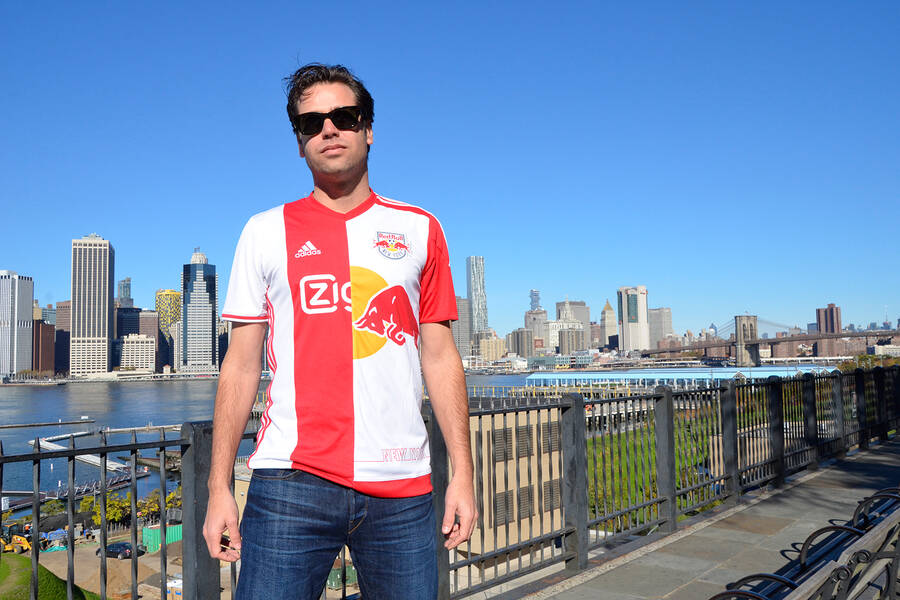 Player Photo: Emile Molin