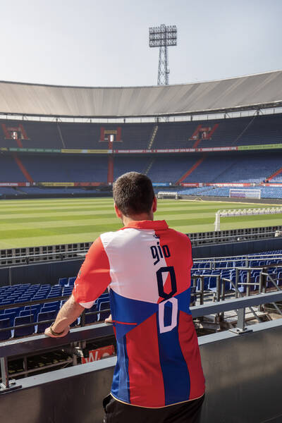 Player Photo: Giovanni van Bronckhorst