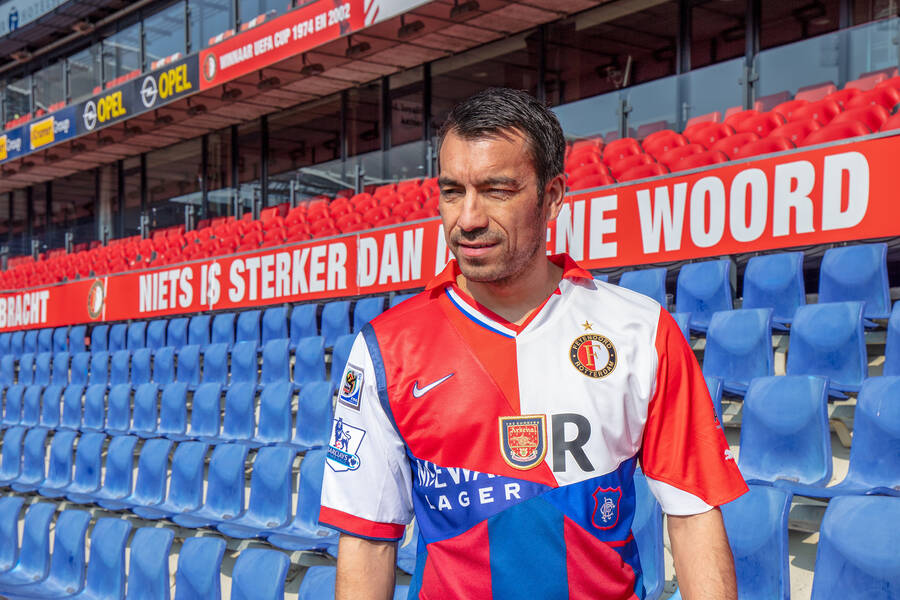 Player Photo: Giovanni van Bronckhorst