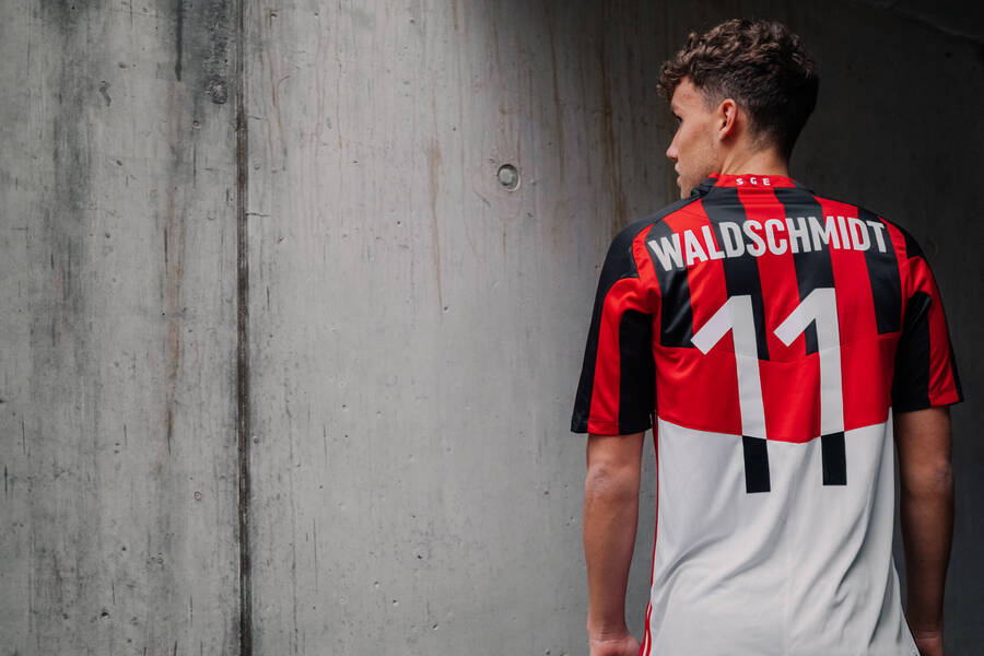 Player Photo: Luca Waldschmidt