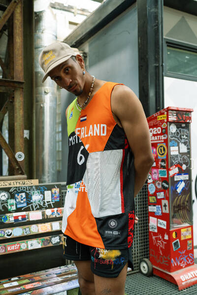 Recomended Item: Worthy de Jong